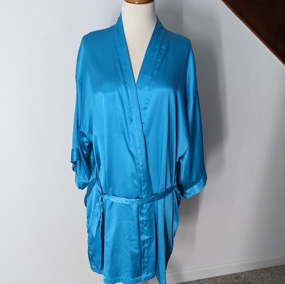 Victoria‎ Secret Satin Aqua Blue Robe Size M